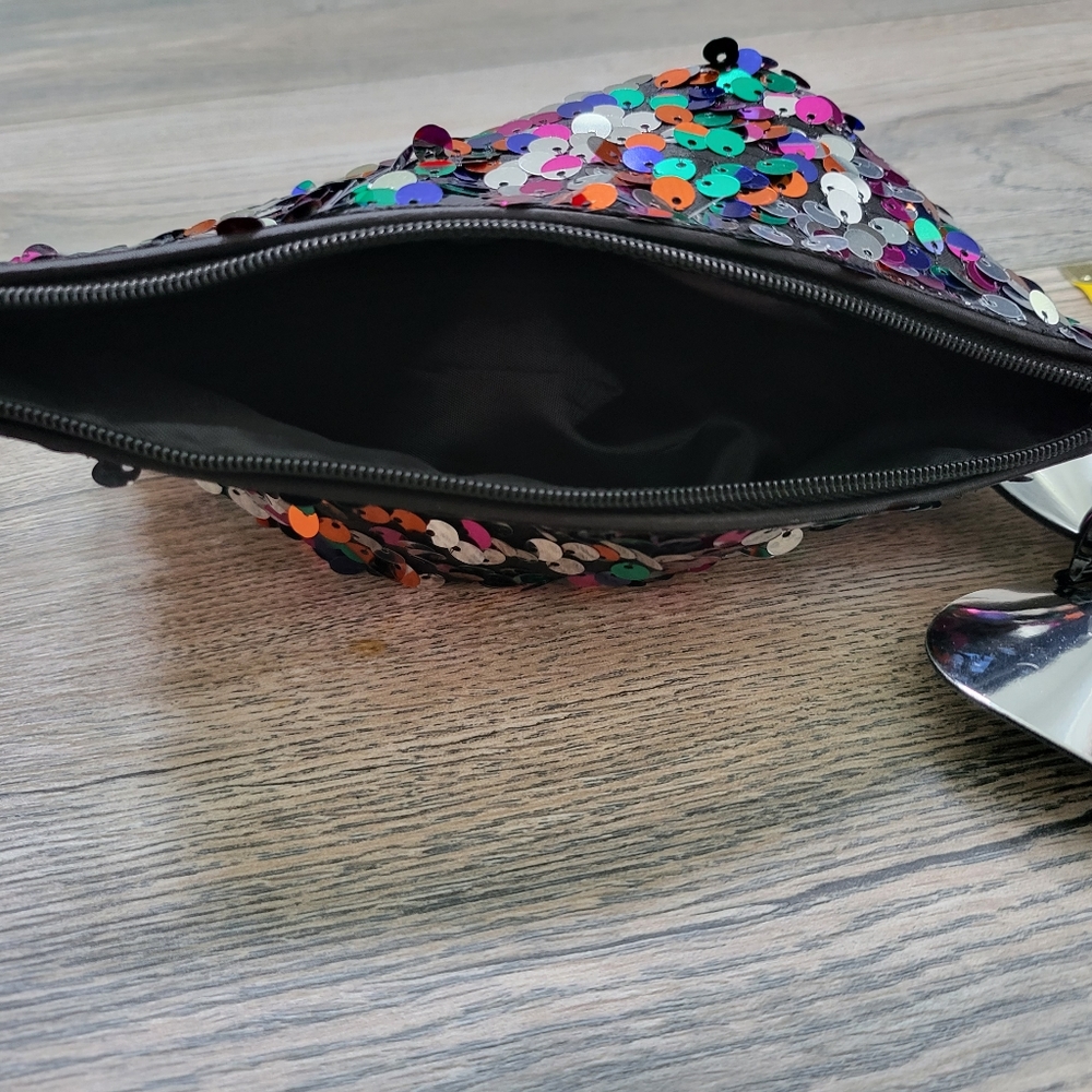 Mac Makeup Bag - image 3